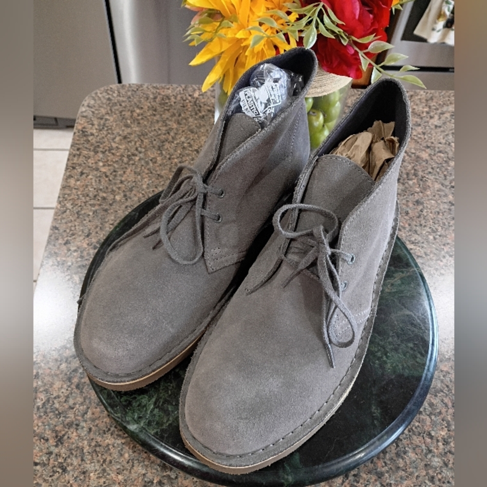Clarks Shepton Suede Boots
